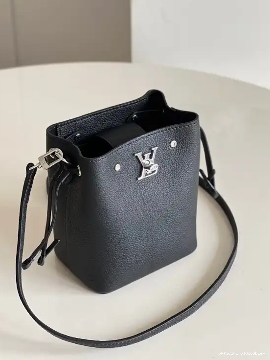 Official oldcobbler BUCKET NANO LOUIS VUITTON LOCKME 0602